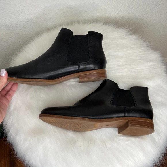 Clarks Taylor Shine Black Leather Chelsea Boot Size 8.5 - Picture 5 of 11